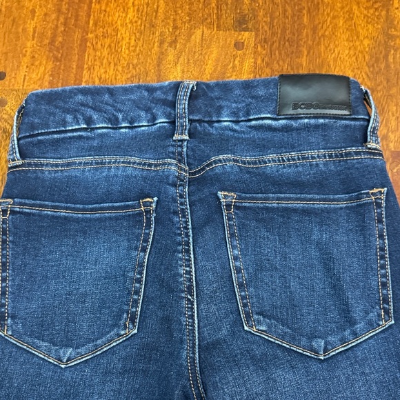 BCBGeneration Mid Rise Curvy Skinny Dark Blue Denim Jeans - Picture 7 of 8
